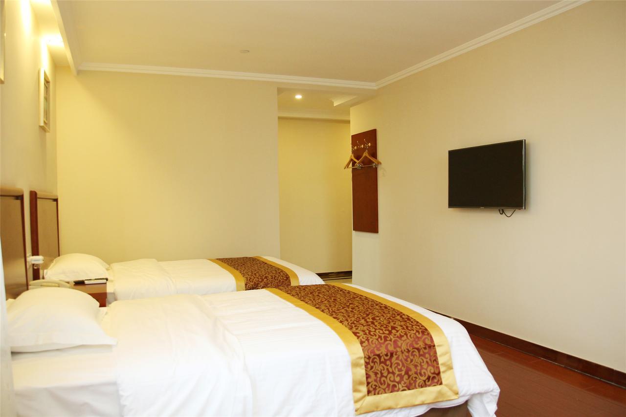 Greentree Inn Huai'An Bus Station Golden Eagle Xinya Huaihai Road Business Hotel Eksteriør bilde